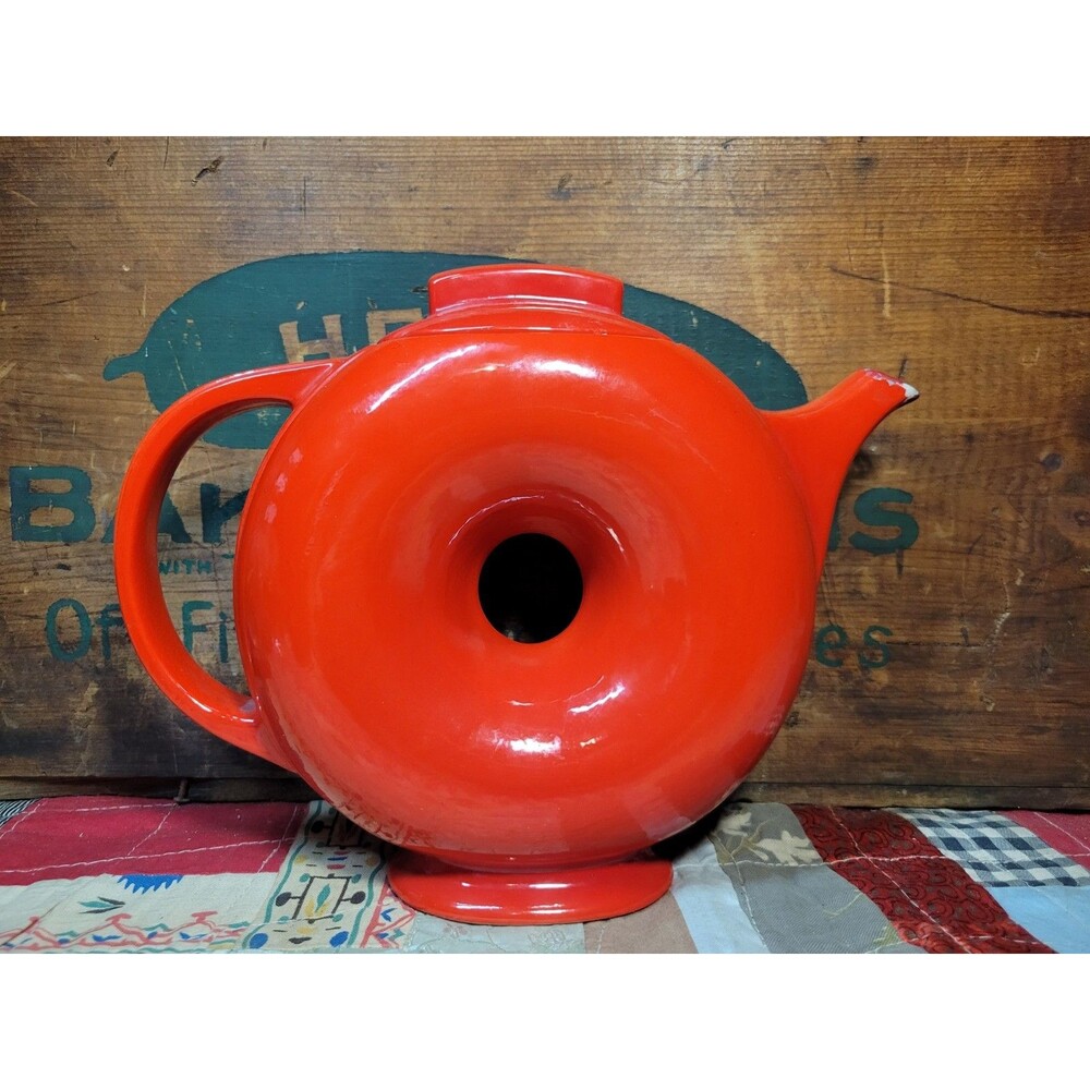 Vintage Hall China Chinese Red Donut Teapot Art Deco Quality Kitchenware